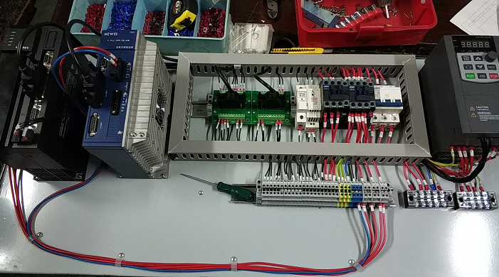 圖2 KEWEI智能伺服控制系統(tǒng).png